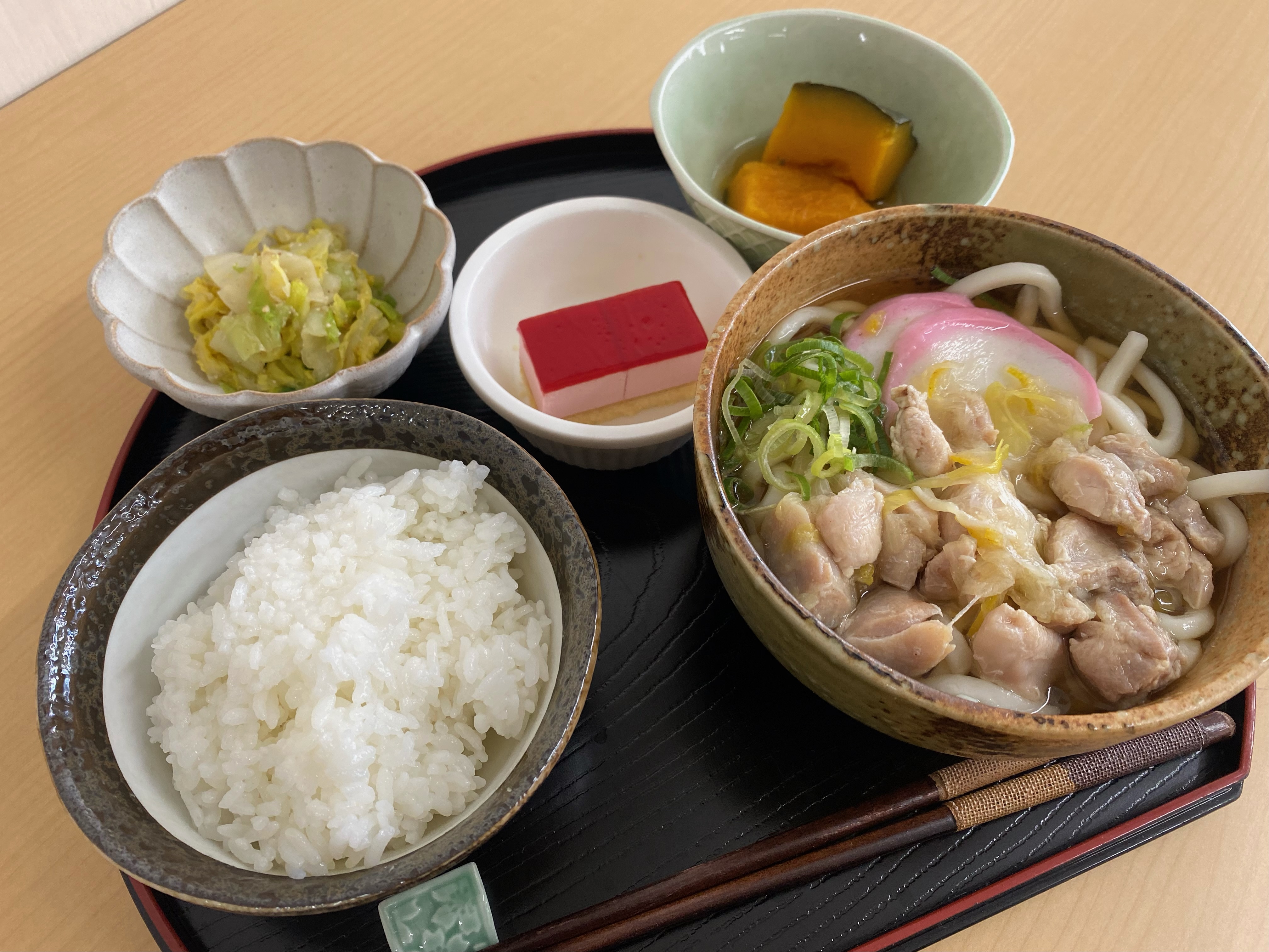 くみのき苑ゆらら　鶏塩柚子うどん