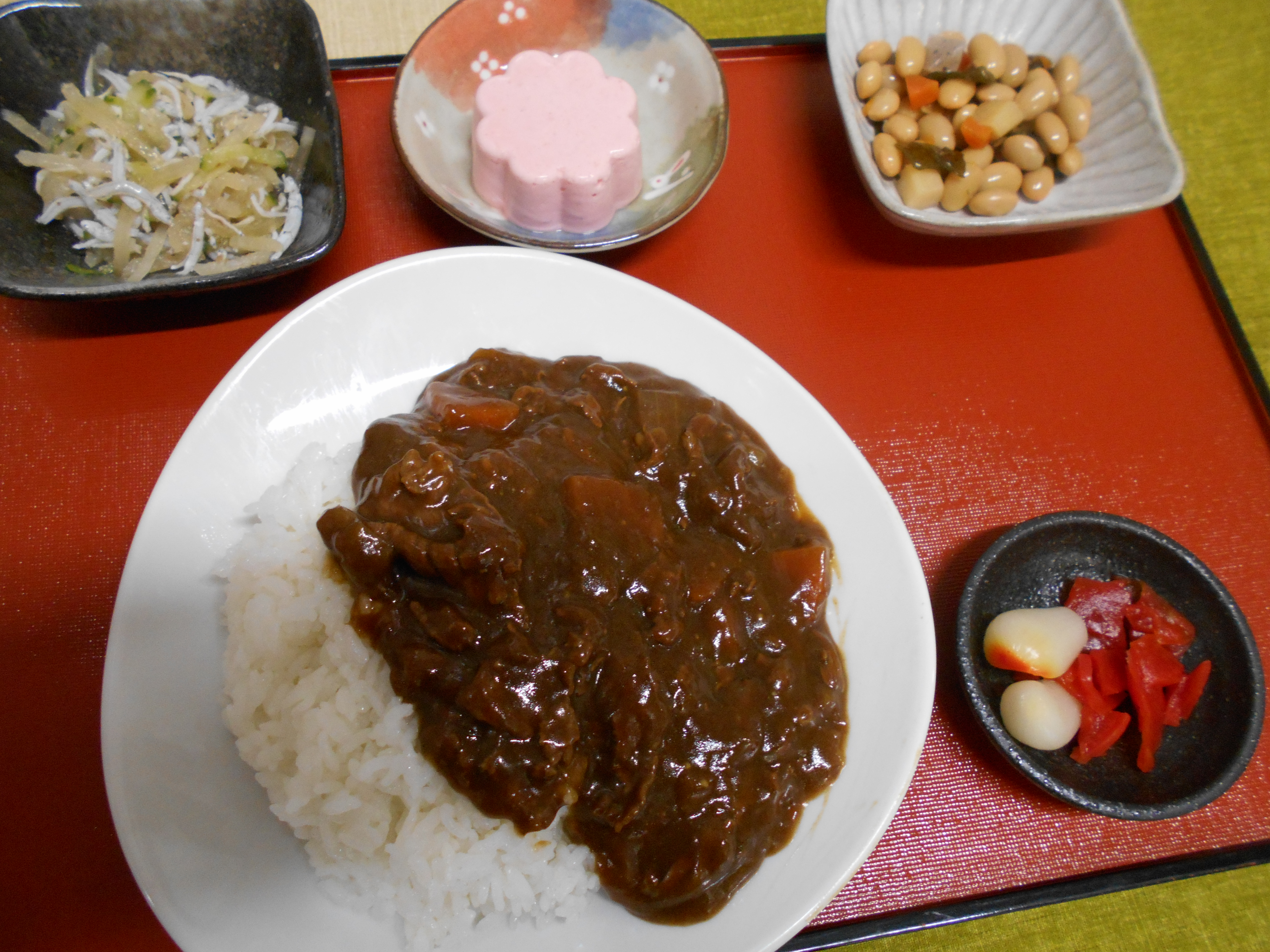 くみのき苑本部　カレーライス