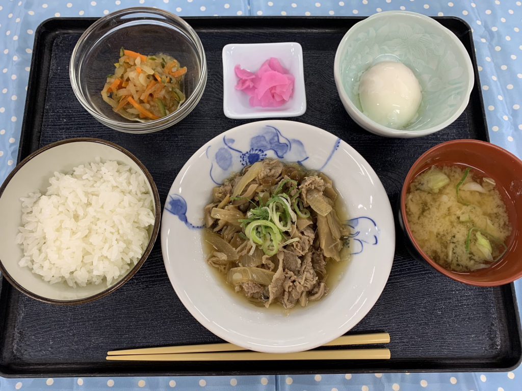 くみのき苑堺北　牛肉ときのこのすき煮