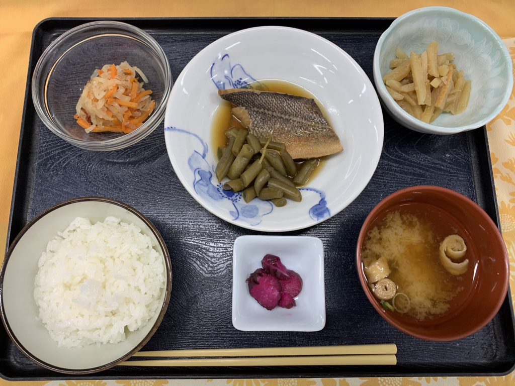 くみのき苑堺北　メバルの生姜煮