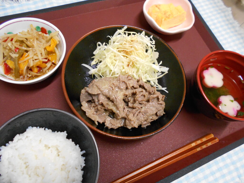 くみのき苑本部　牛肉の味噌焼