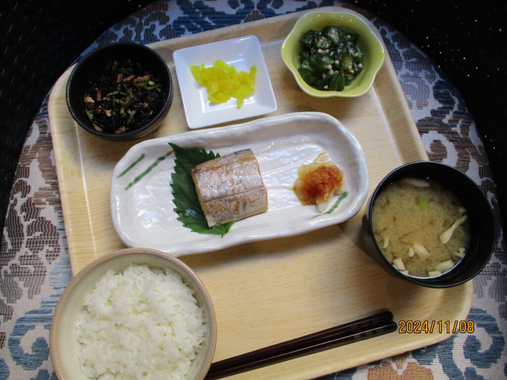 くみのき苑しらさぎ　太刀魚の塩焼