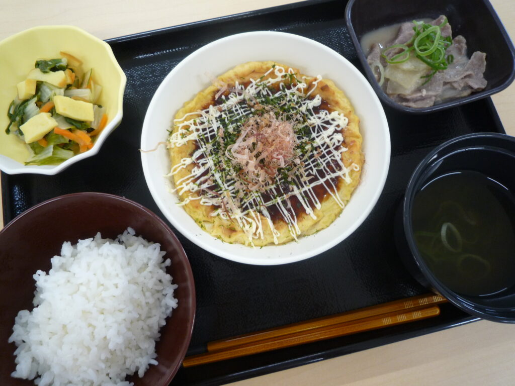 くみのき苑さらさ　お好み焼き
