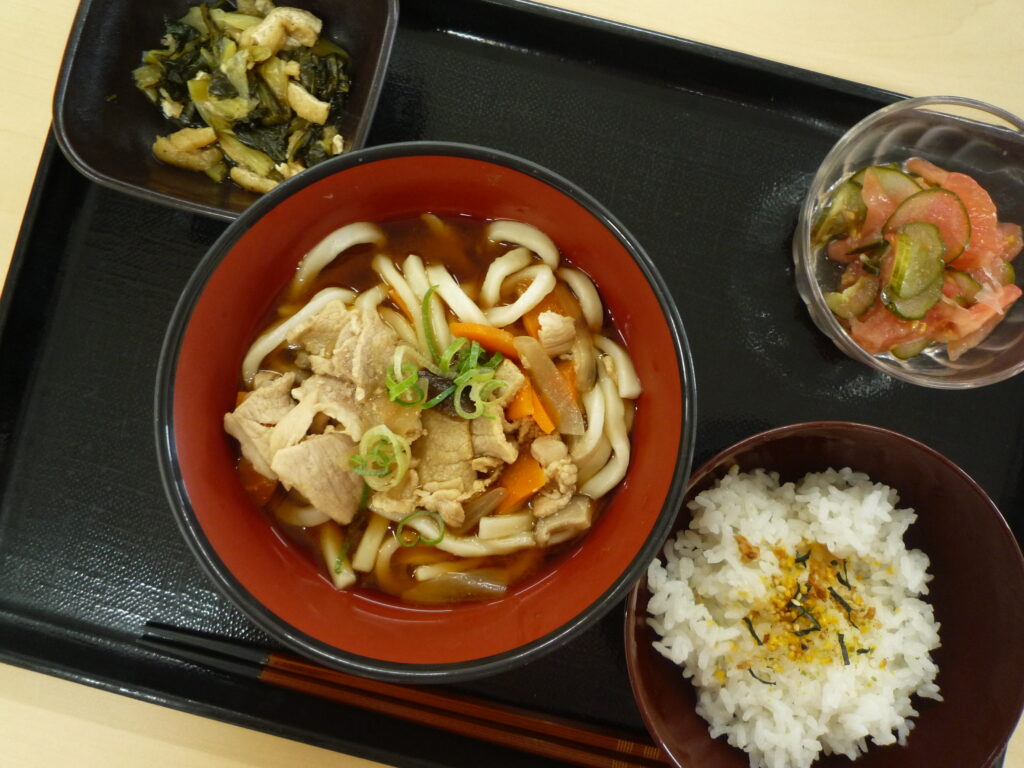 くみのき苑さらさ　味噌うどん