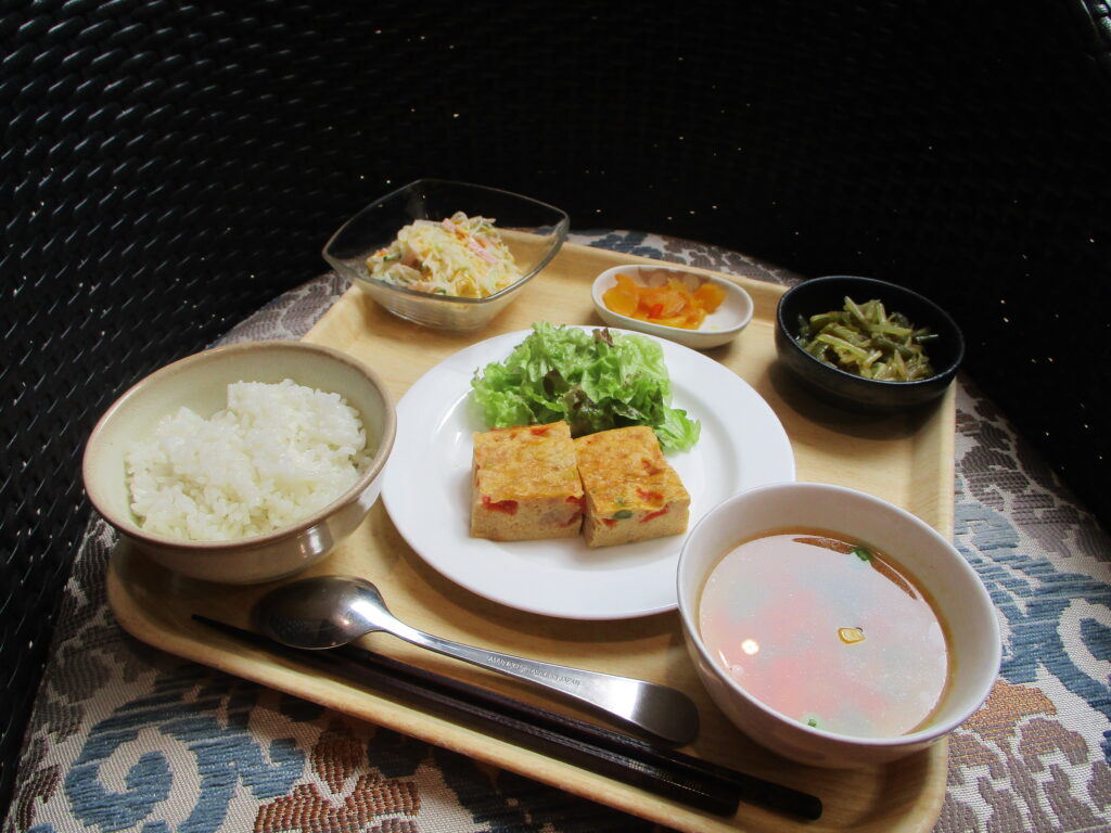 くみのき苑しらさぎ　スパニッシュオムレツ