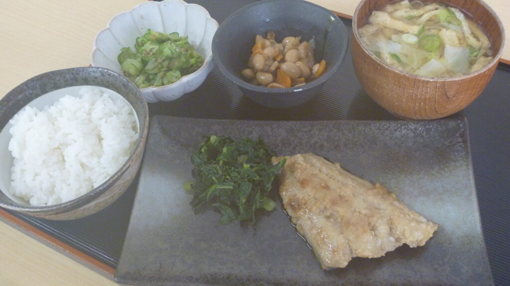くみのき苑ゆらら　とろほっけのレモンバター醬油