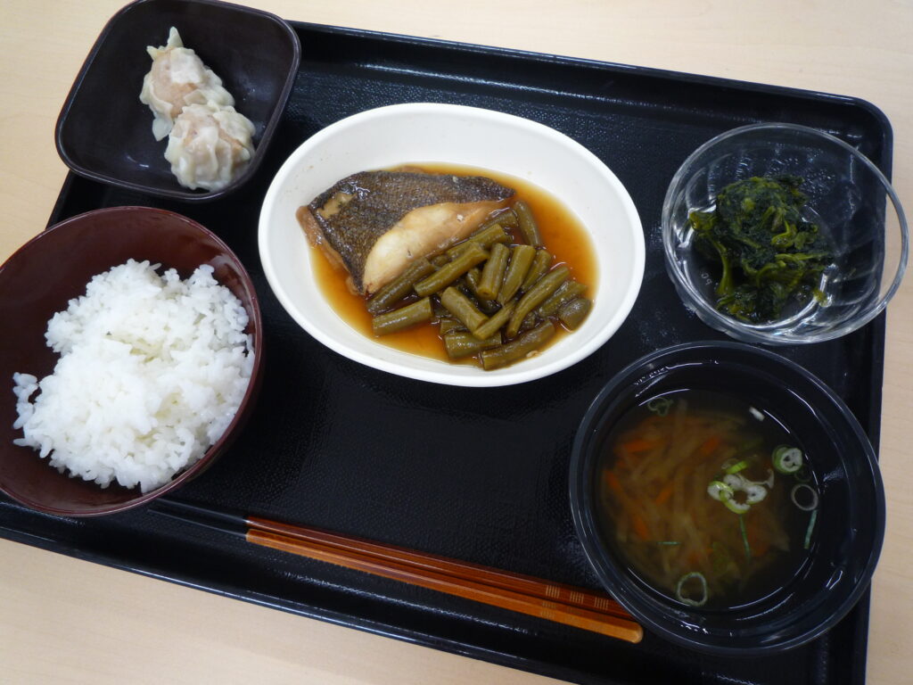 くみのき苑さらさ　黄金カレイの煮付