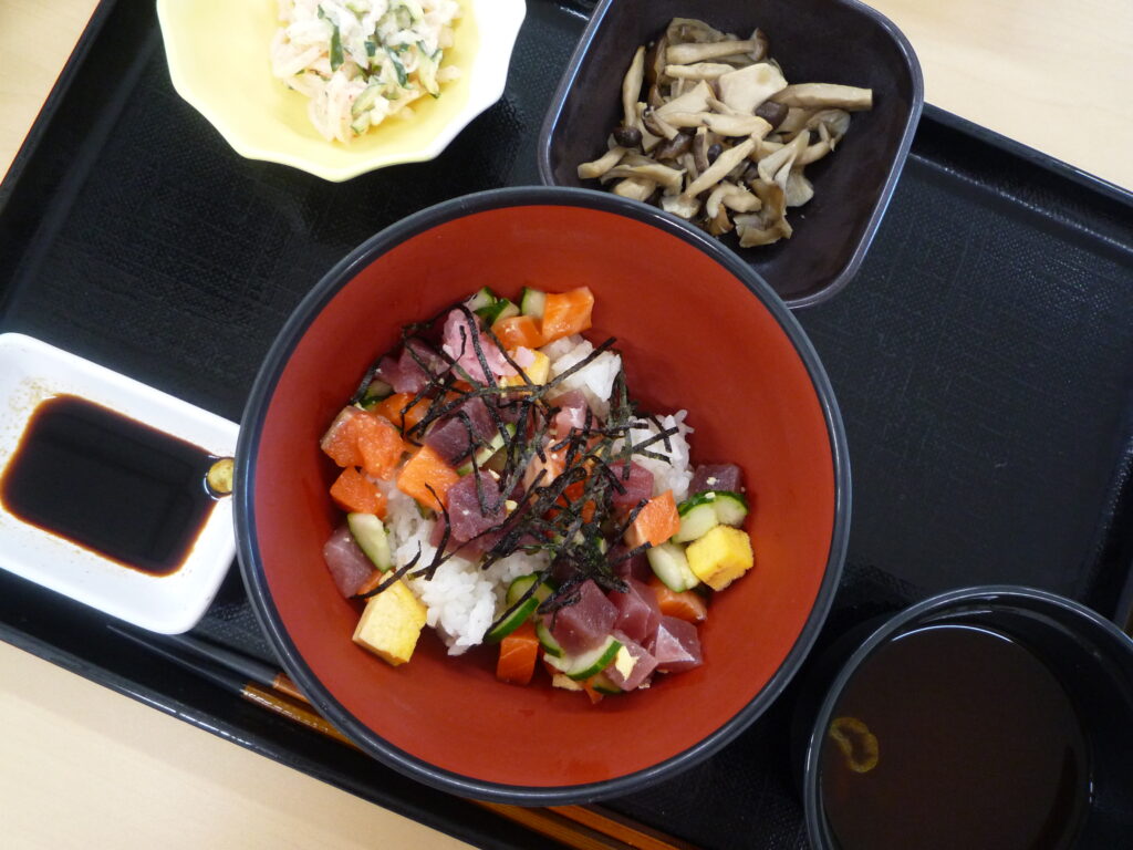 くみのき苑さらさ　海鮮ちらし