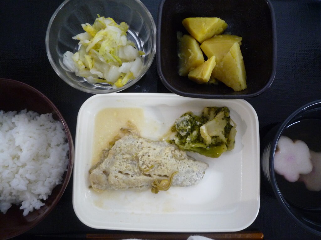 くみのき苑 さらさ 白身魚の味噌マヨ焼