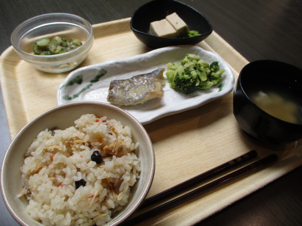 くみのき苑しらさぎ　たらのバター醬油焼