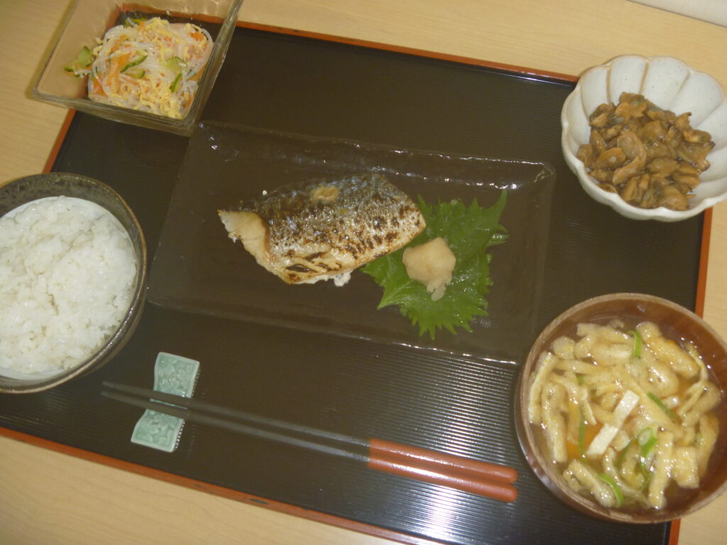 くみのき苑ゆらら　さばの塩焼