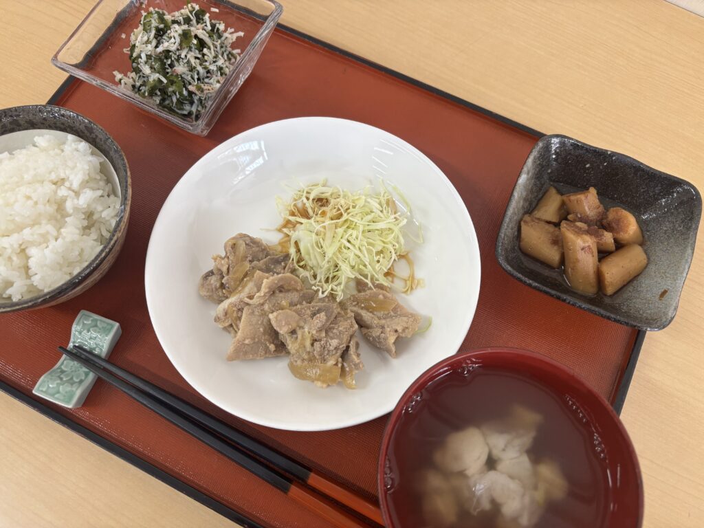 くみのき苑ゆらら　豚肉の生姜焼