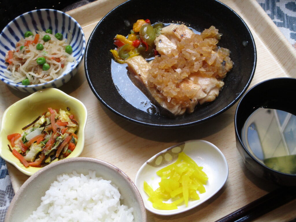 くみのき苑しらさぎ　鶏肉の香味焼