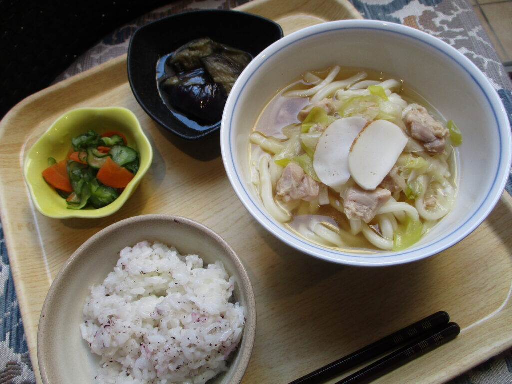 くみのき苑しらさぎ　鶏塩柚子うどん