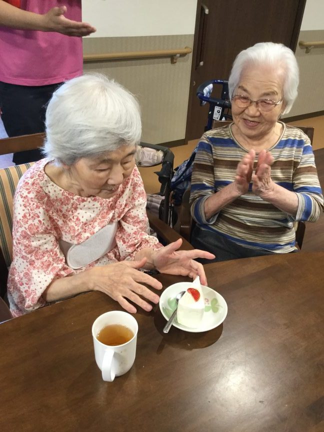 笑顔満開の誕生日会